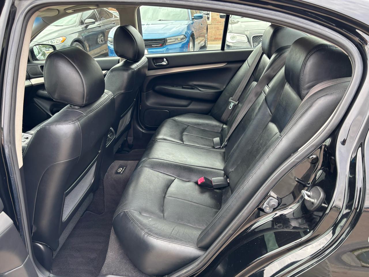 Infiniti G Sedan G25x AWD 2011