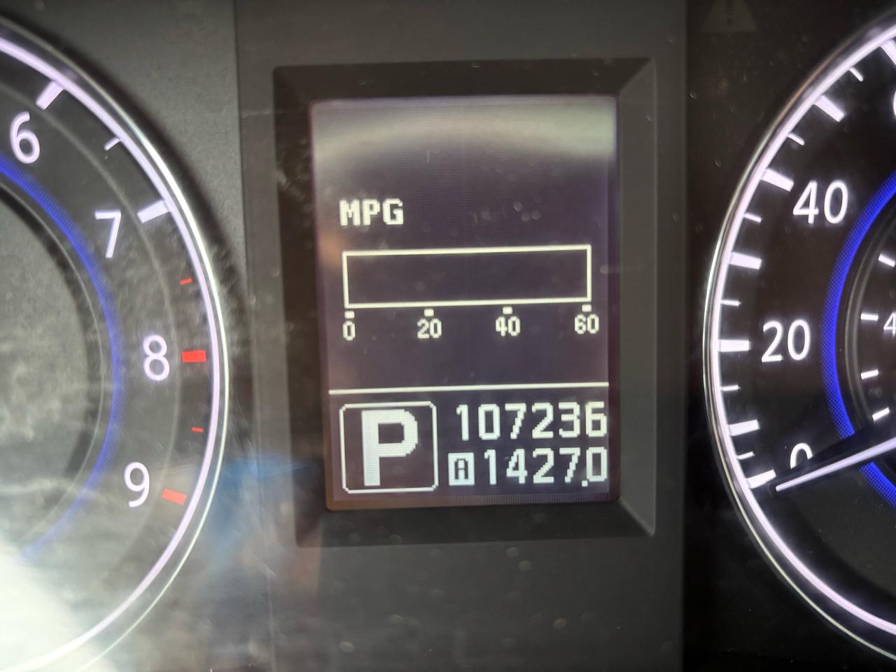 Infiniti G Sedan G25x AWD 2011