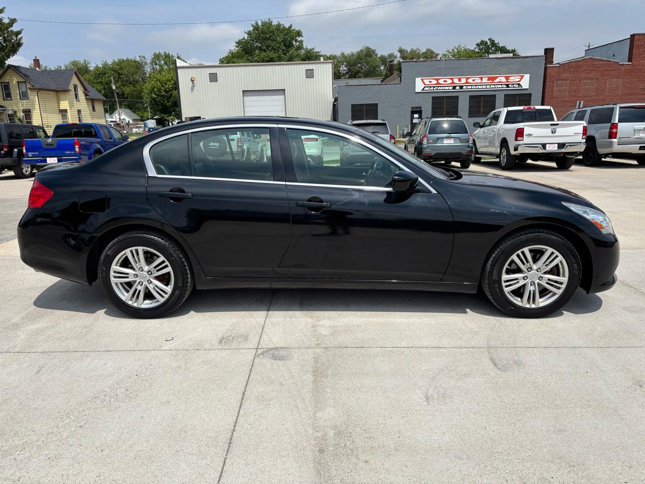 Infiniti G Sedan G25x AWD 2011