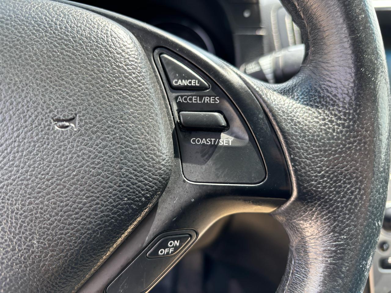 Infiniti G Sedan G25x AWD 2011