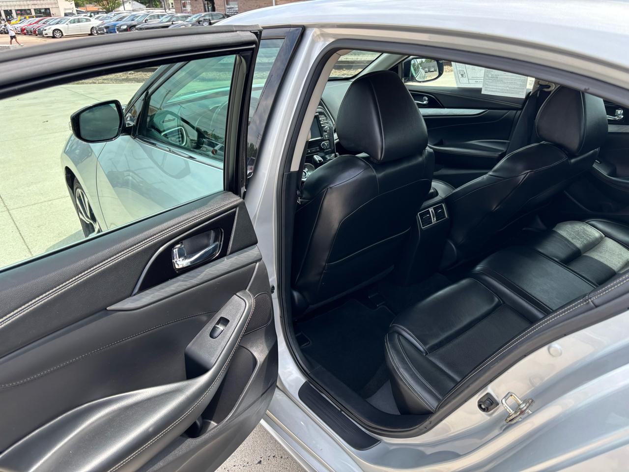 Nissan Maxima 3.5 SV 2017