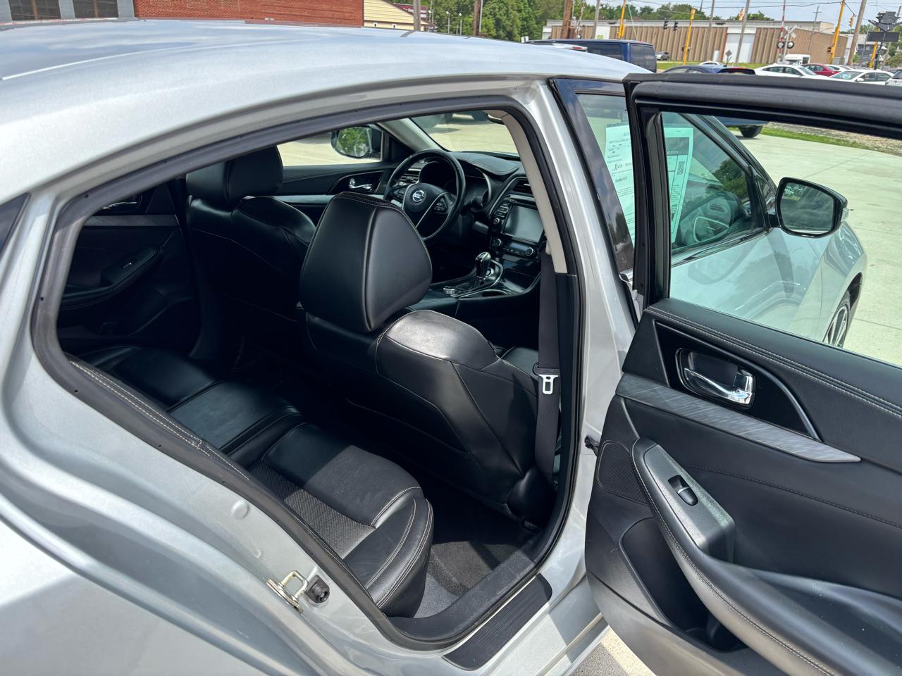 Nissan Maxima 3.5 SV 2017