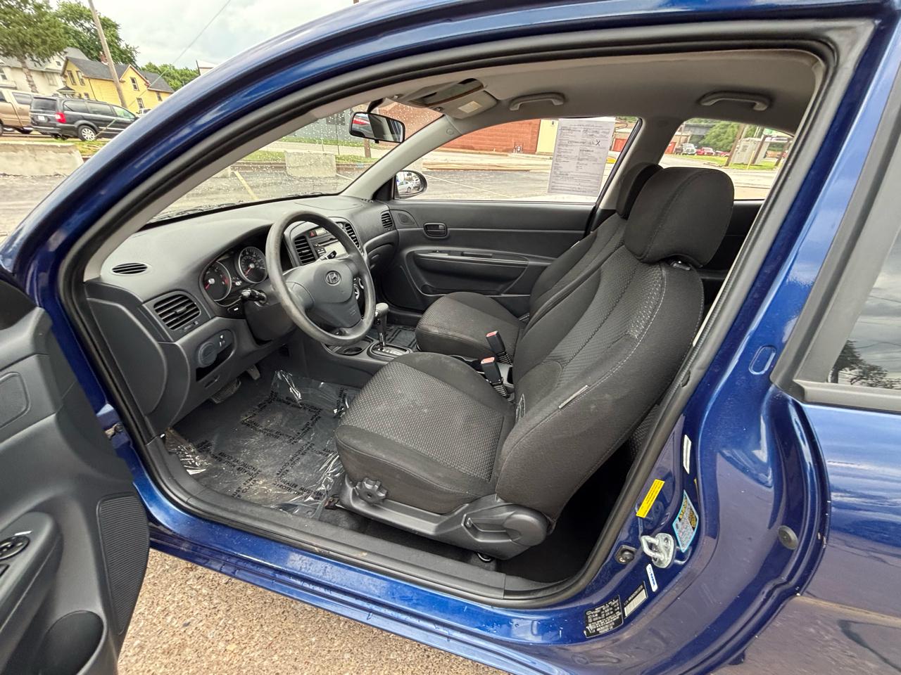 Hyundai Accent GS 3-Door 2009