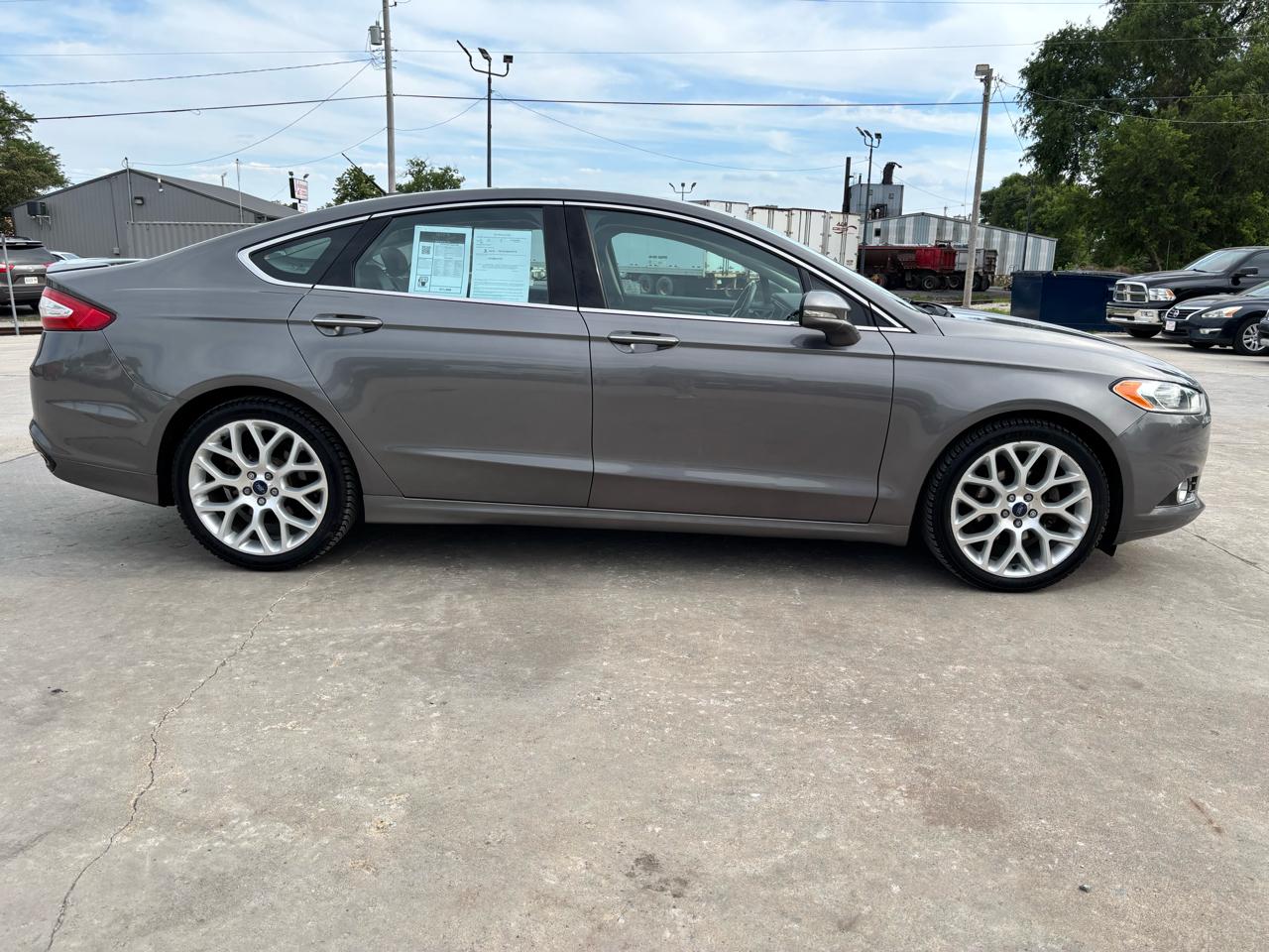 Ford Fusion Titanium AWD 2014