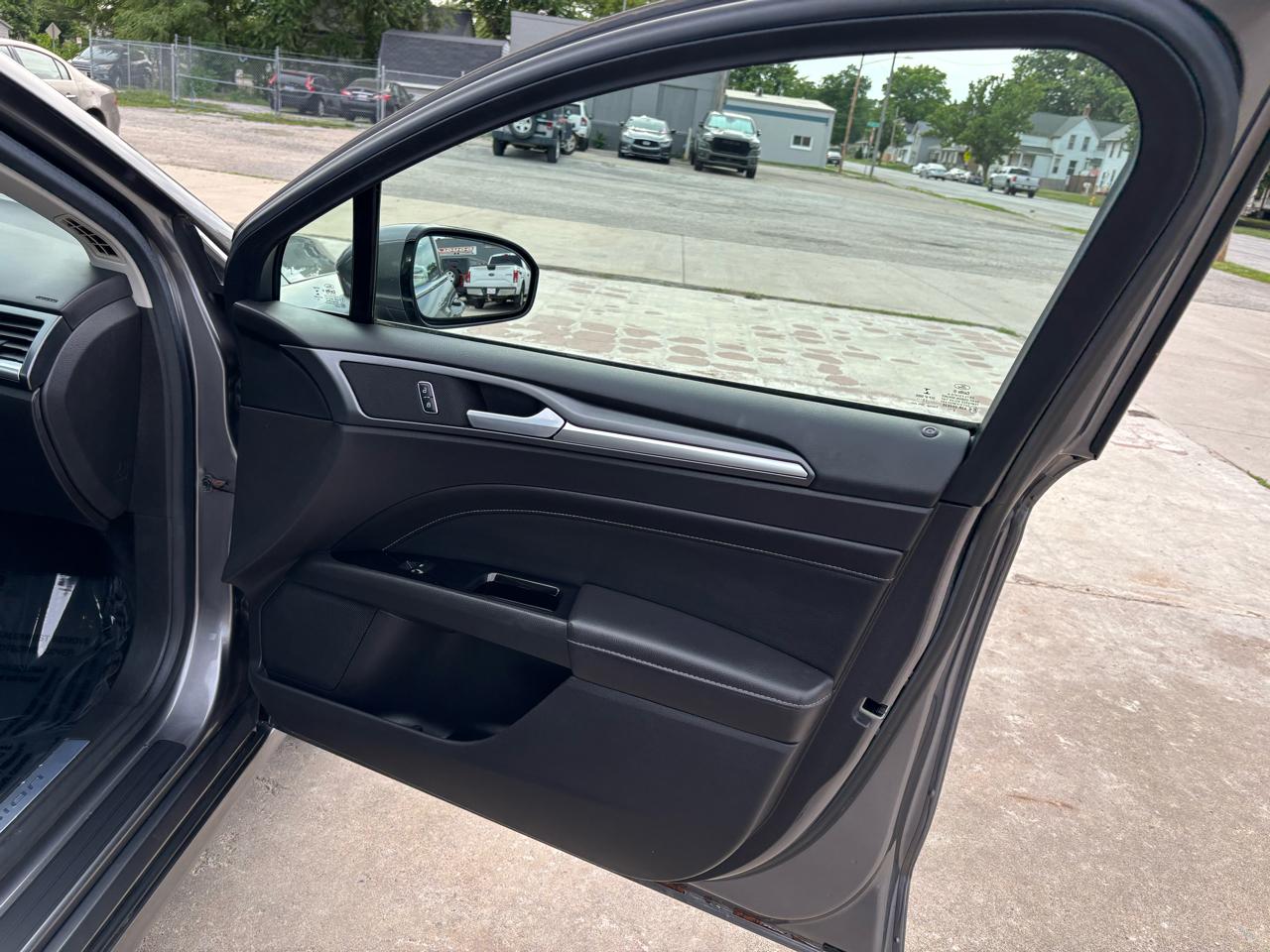 Ford Fusion Titanium AWD 2014