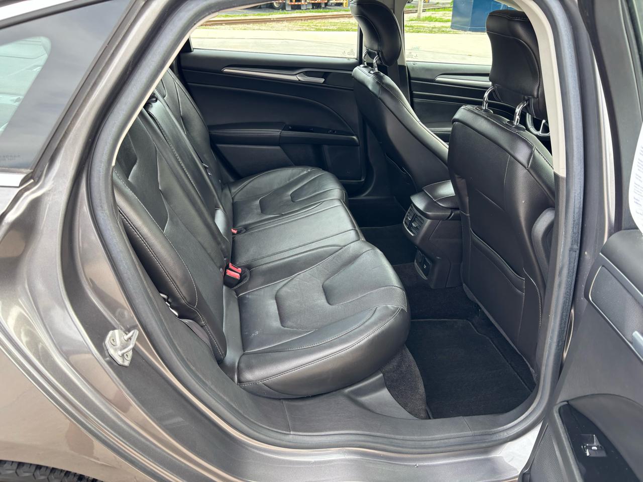Ford Fusion Titanium AWD 2014