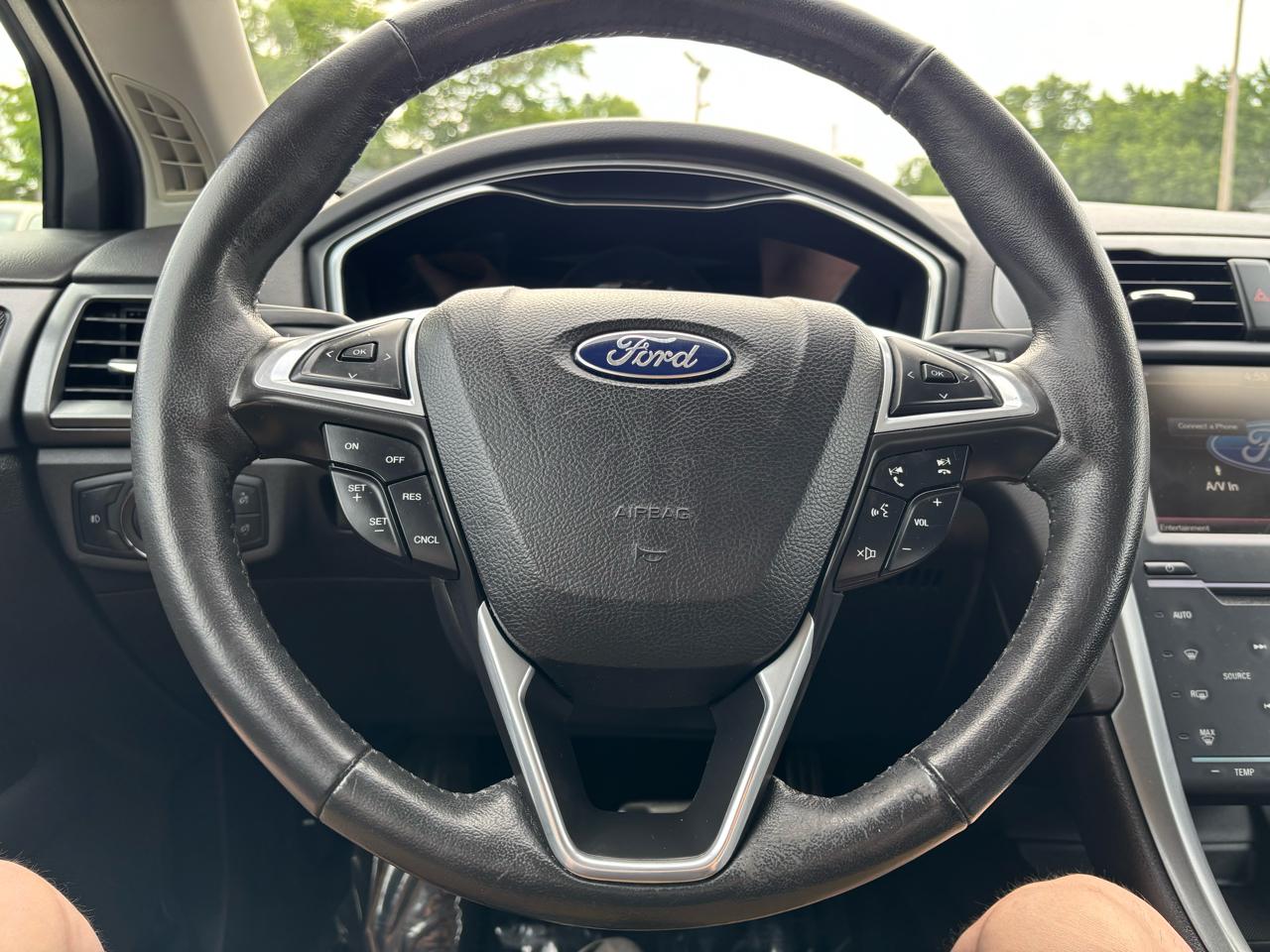 Ford Fusion Titanium AWD 2014