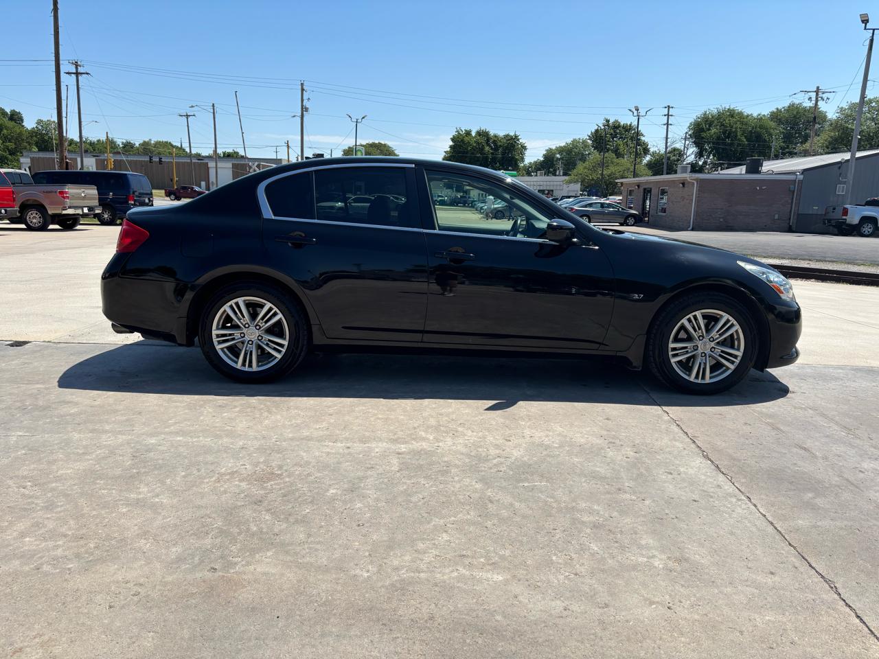 Infiniti Q40 AWD 2015