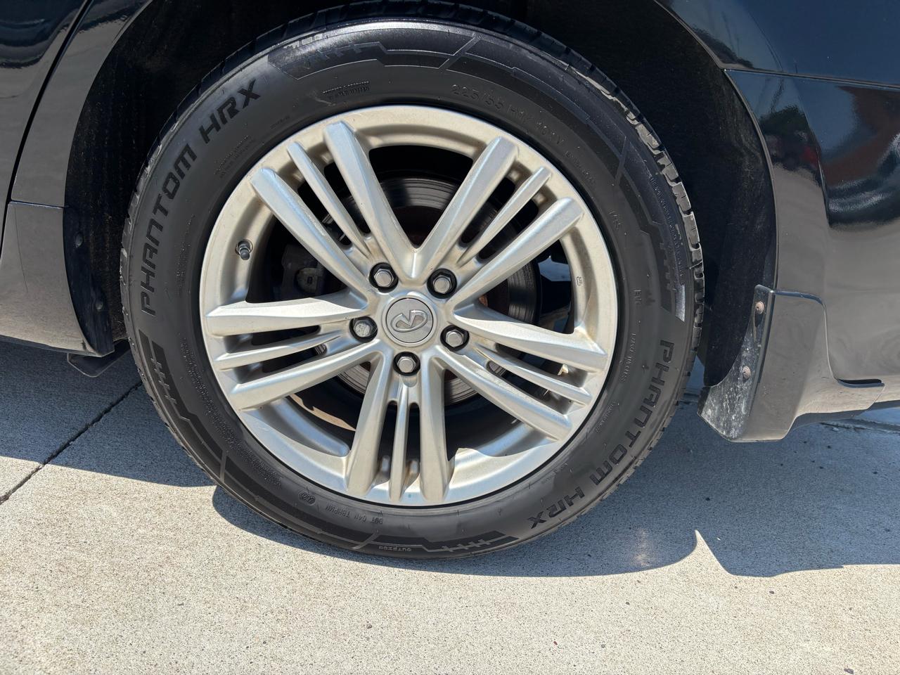 Infiniti Q40 AWD 2015