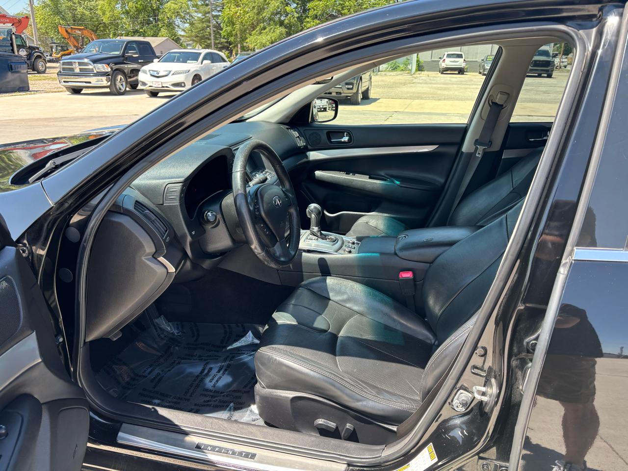 Infiniti Q40 AWD 2015