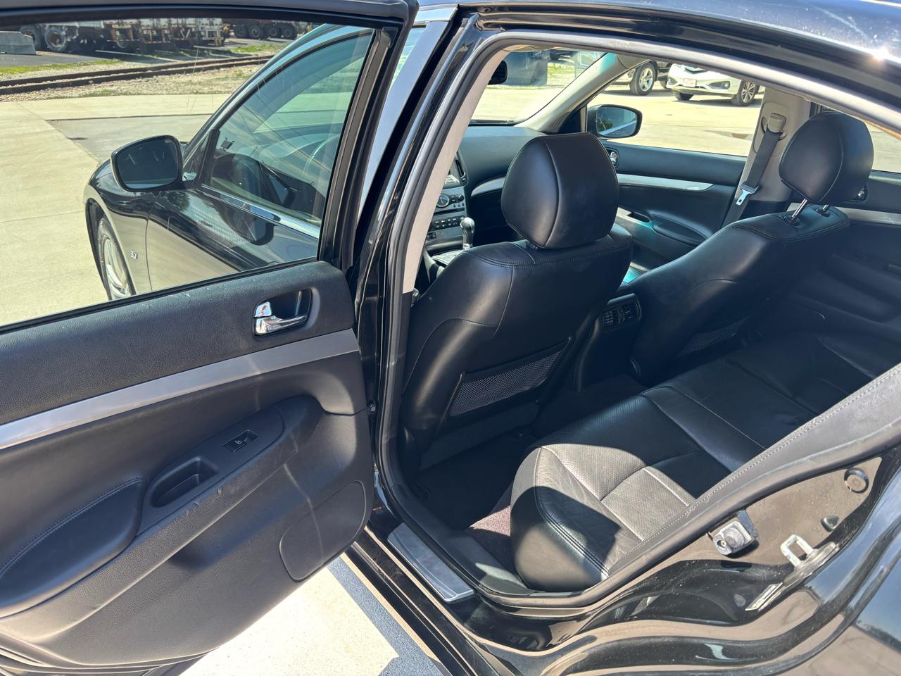 Infiniti Q40 AWD 2015