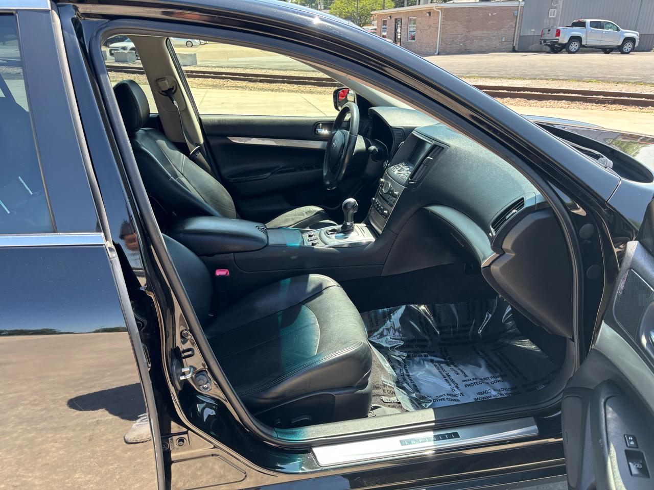 Infiniti Q40 AWD 2015