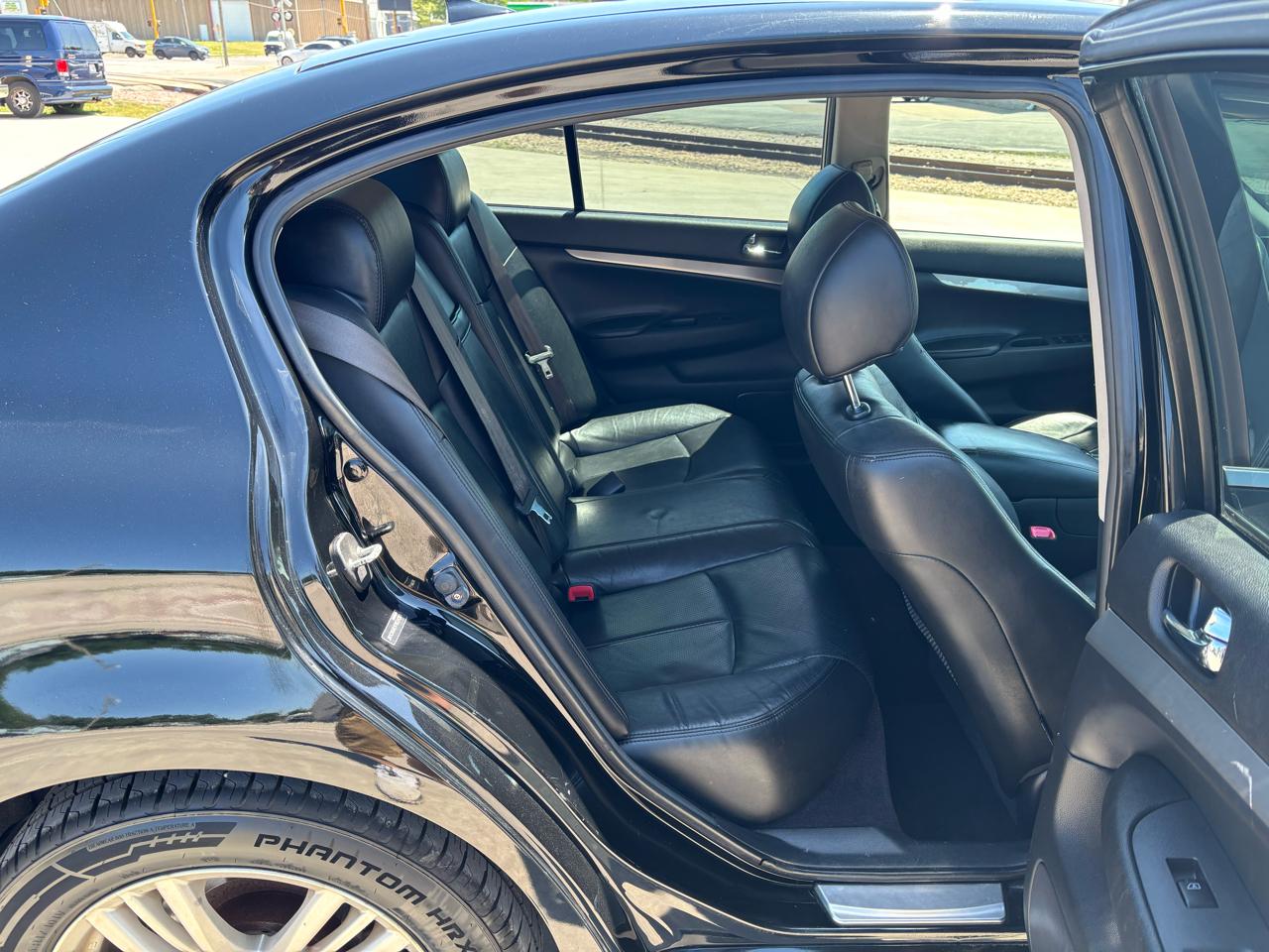 Infiniti Q40 AWD 2015
