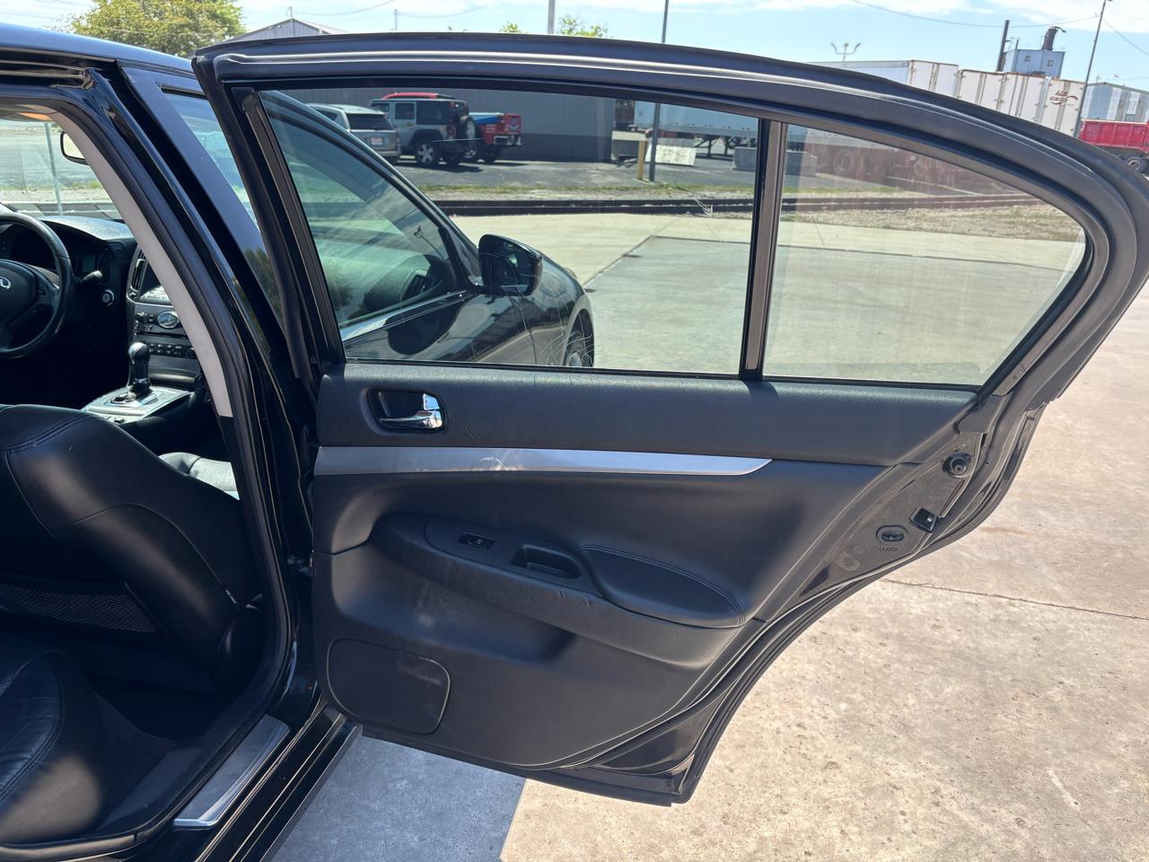 Infiniti Q40 AWD 2015