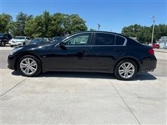 2015 Infiniti Q40 