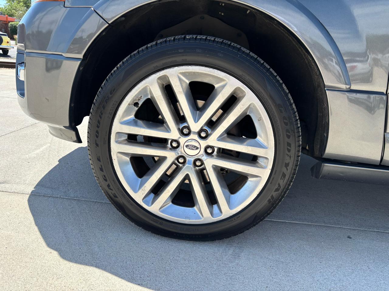 Ford Expedition Limited 4WD 2015