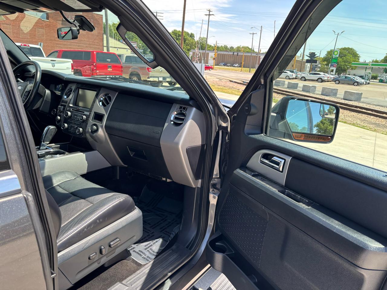 Ford Expedition Limited 4WD 2015