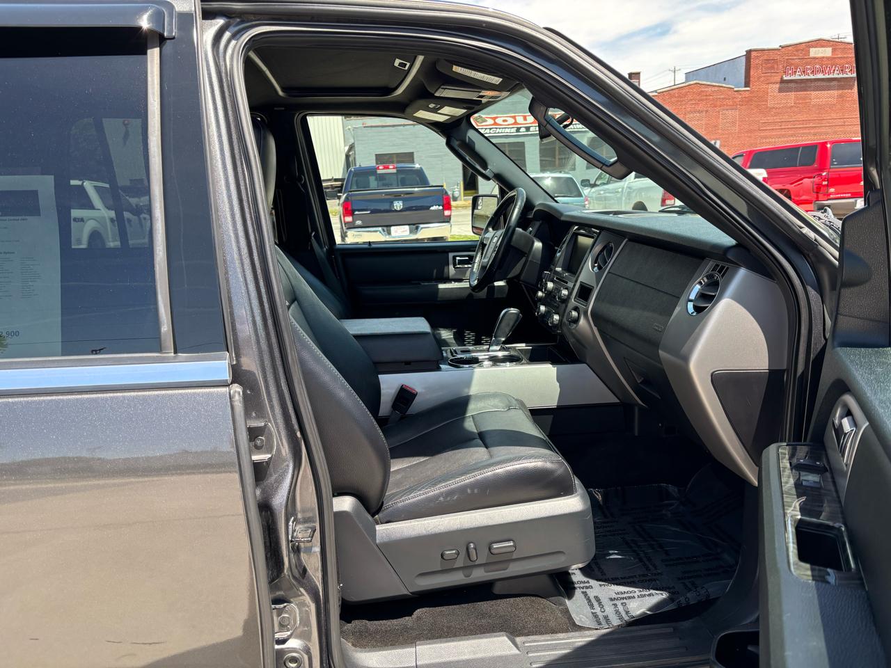 Ford Expedition Limited 4WD 2015