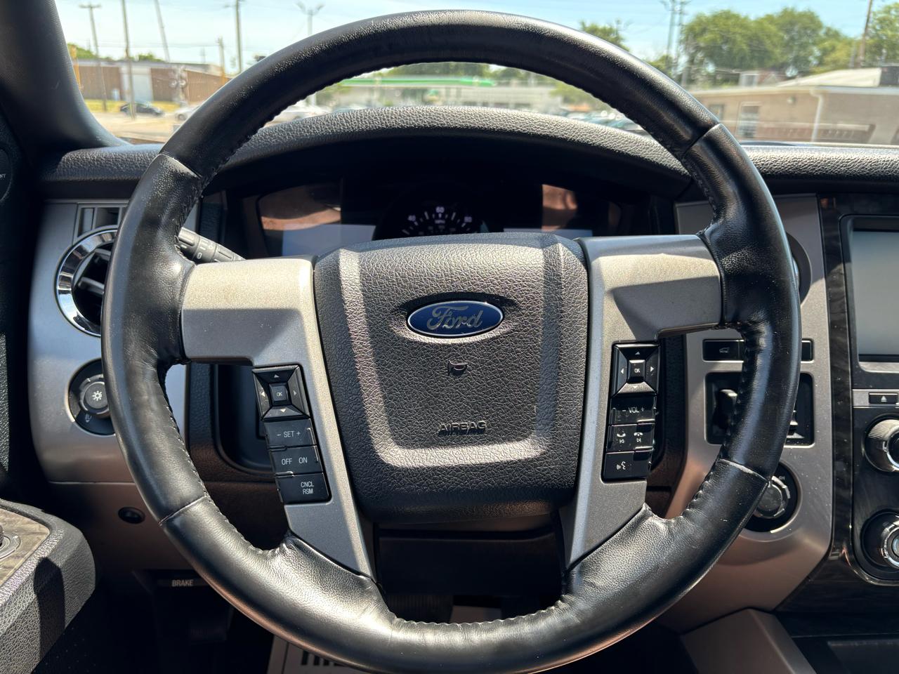 Ford Expedition Limited 4WD 2015