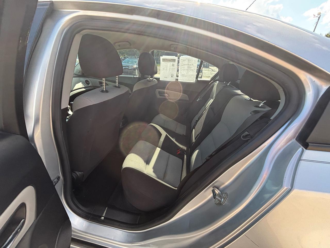 Chevrolet Cruze LS Manual 2014