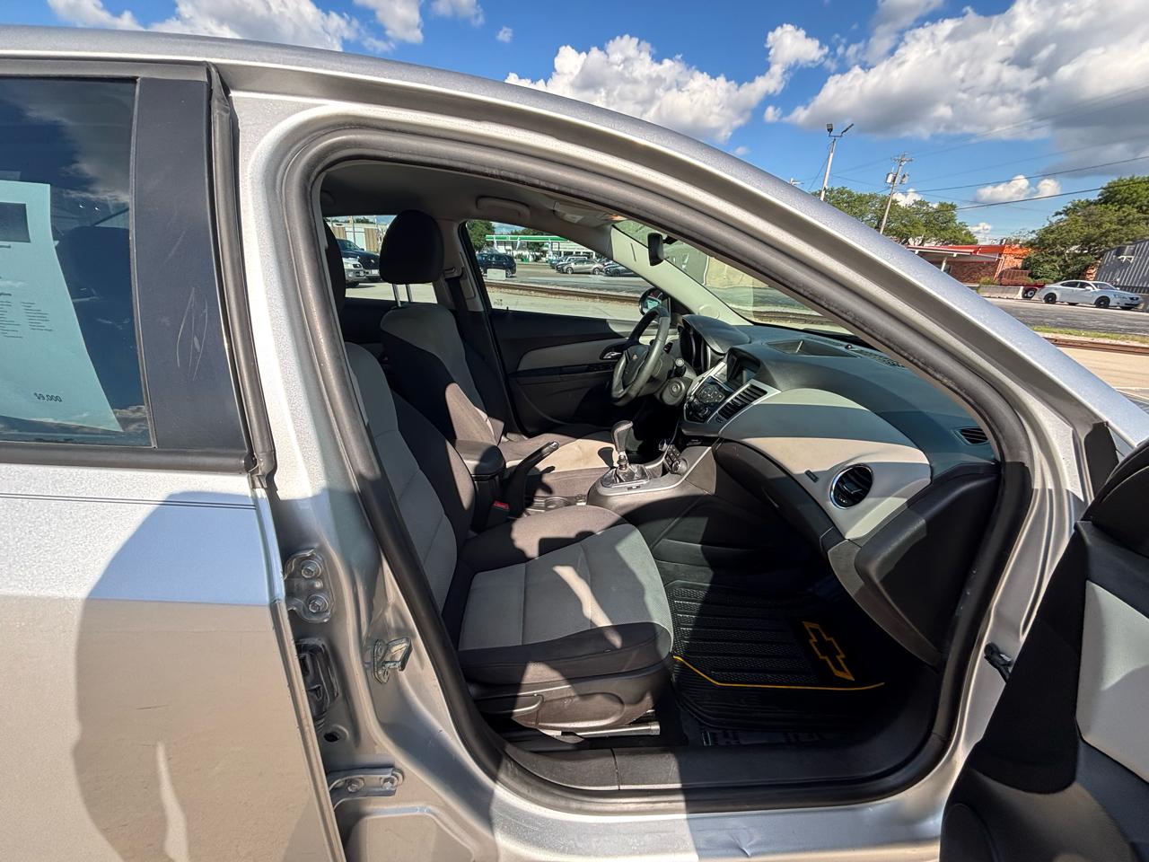 Chevrolet Cruze LS Manual 2014