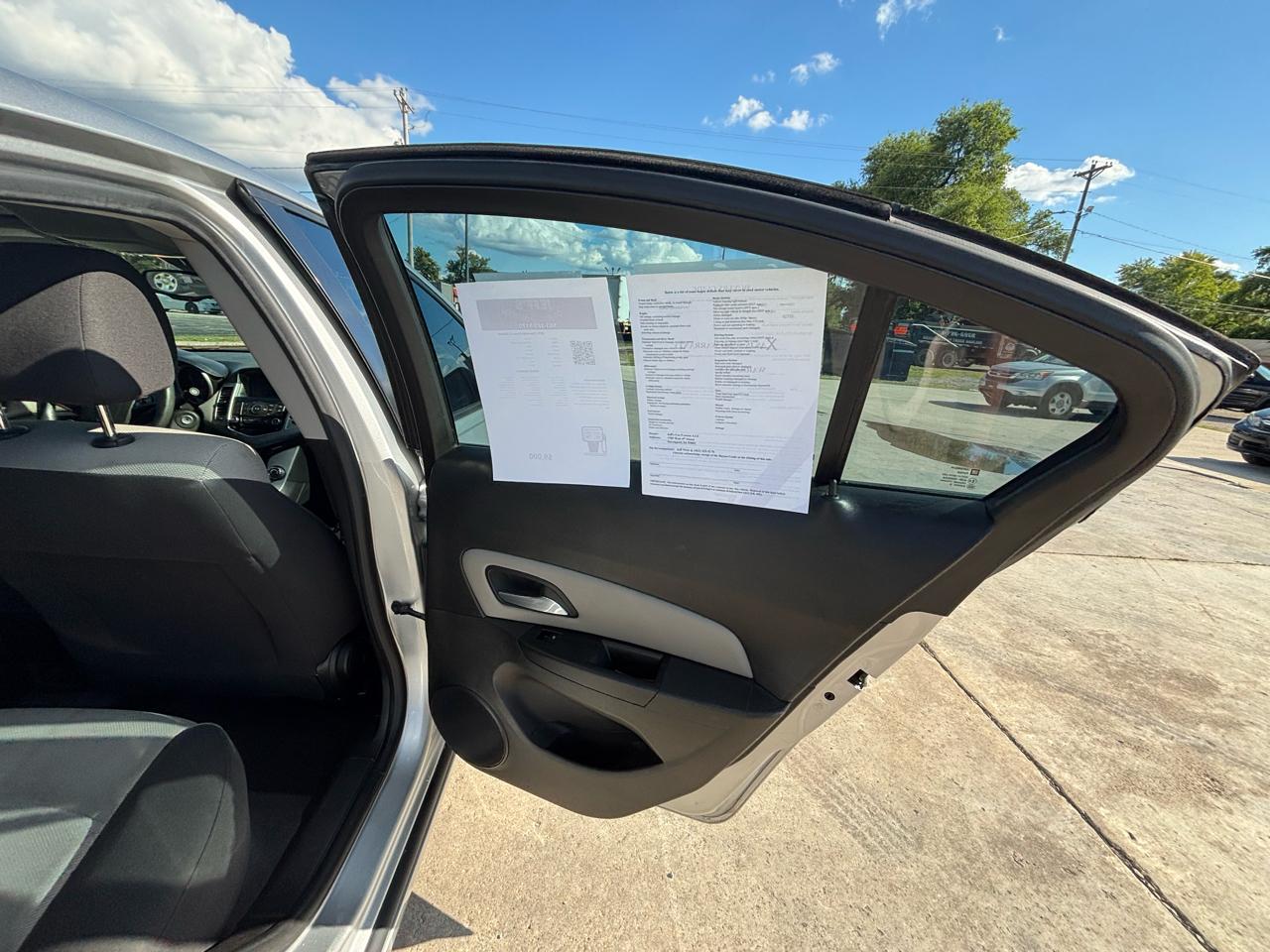 Chevrolet Cruze LS Manual 2014