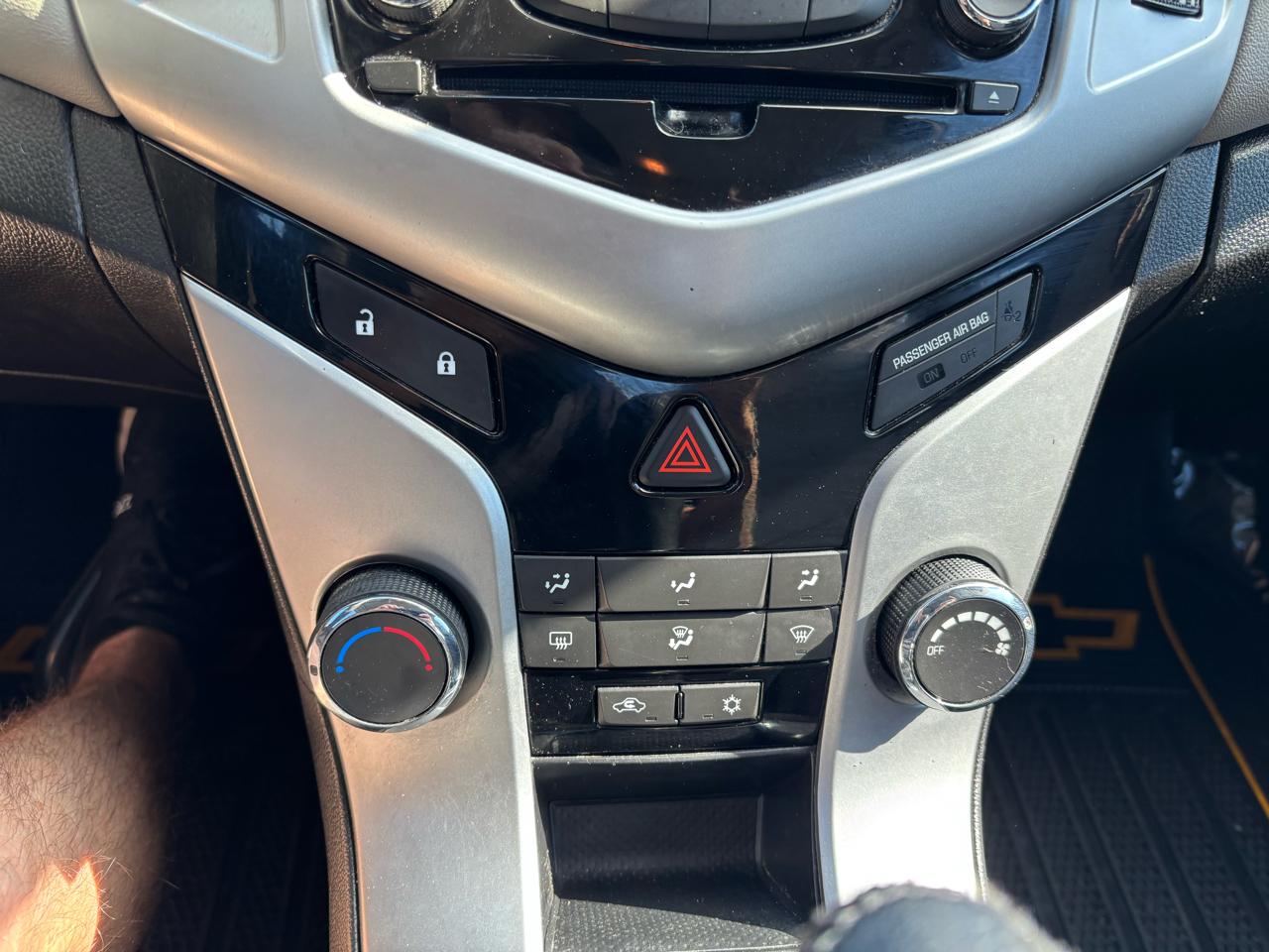 Chevrolet Cruze LS Manual 2014