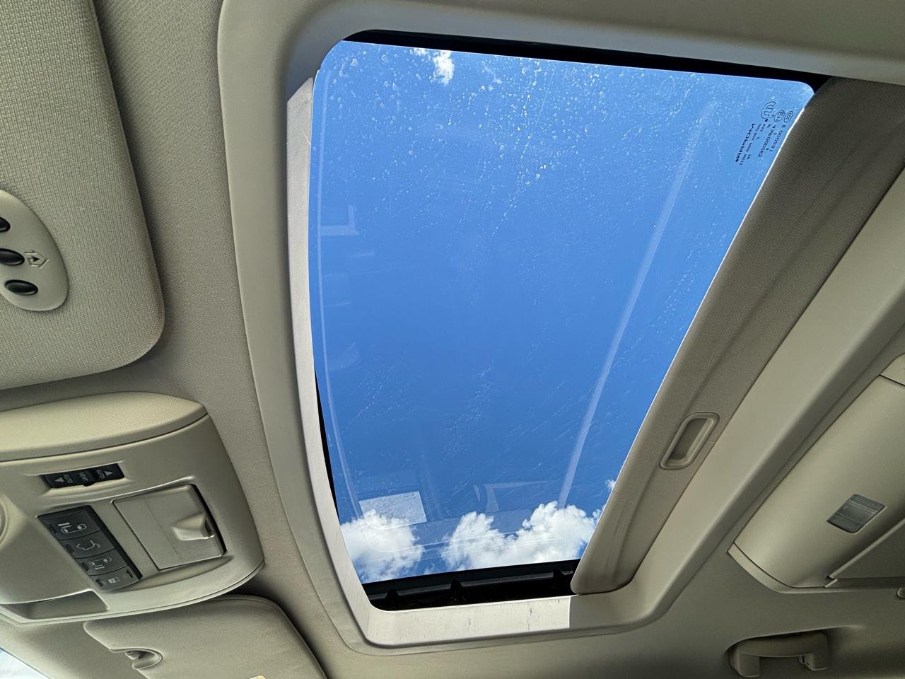 Chrysler Town & Country Touring-L 2013