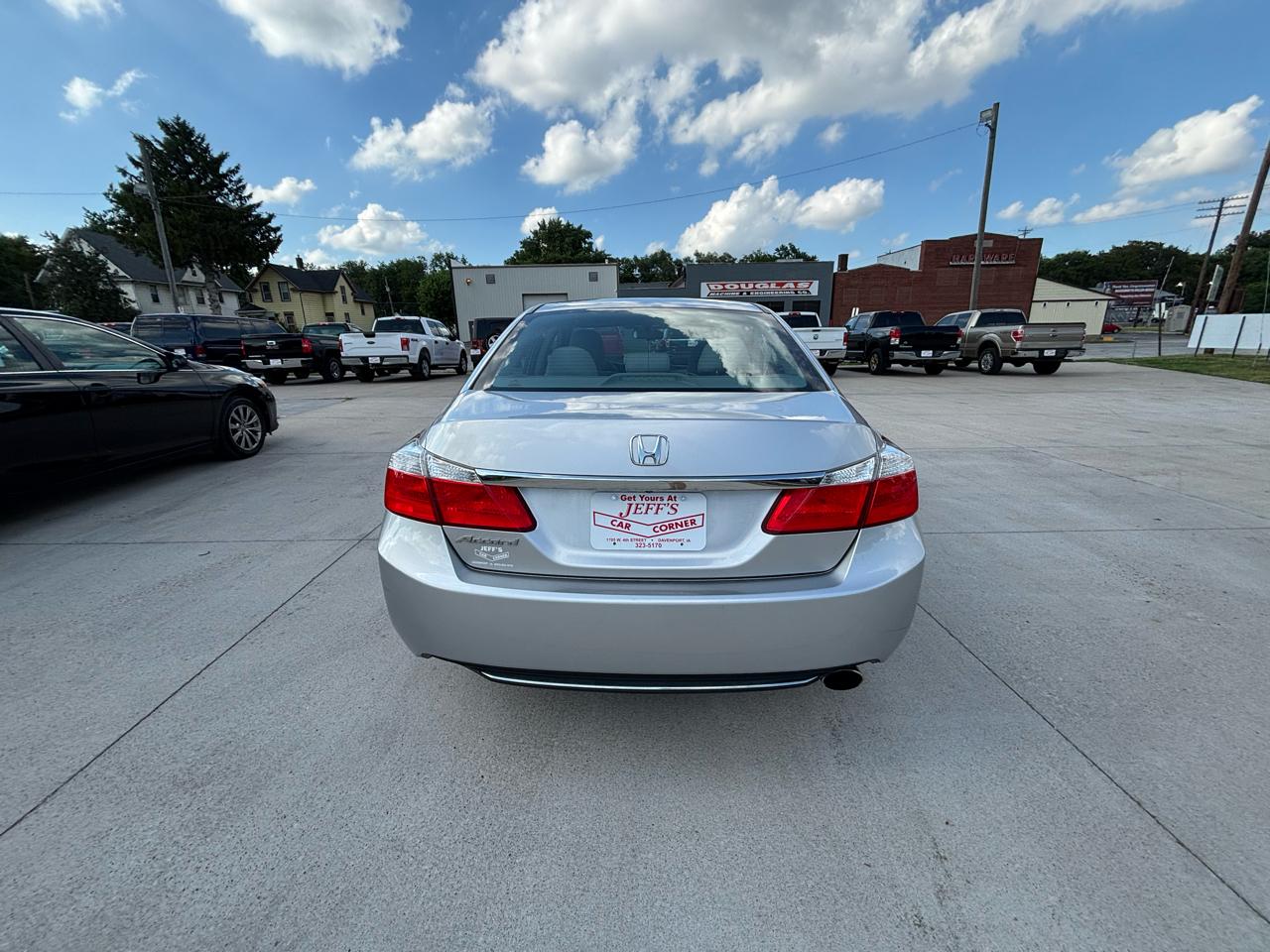 Honda Accord LX Sedan CVT 2013