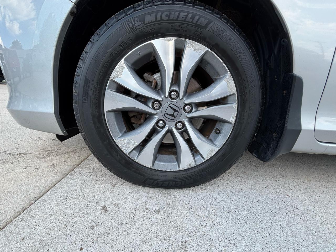 Honda Accord LX Sedan CVT 2013