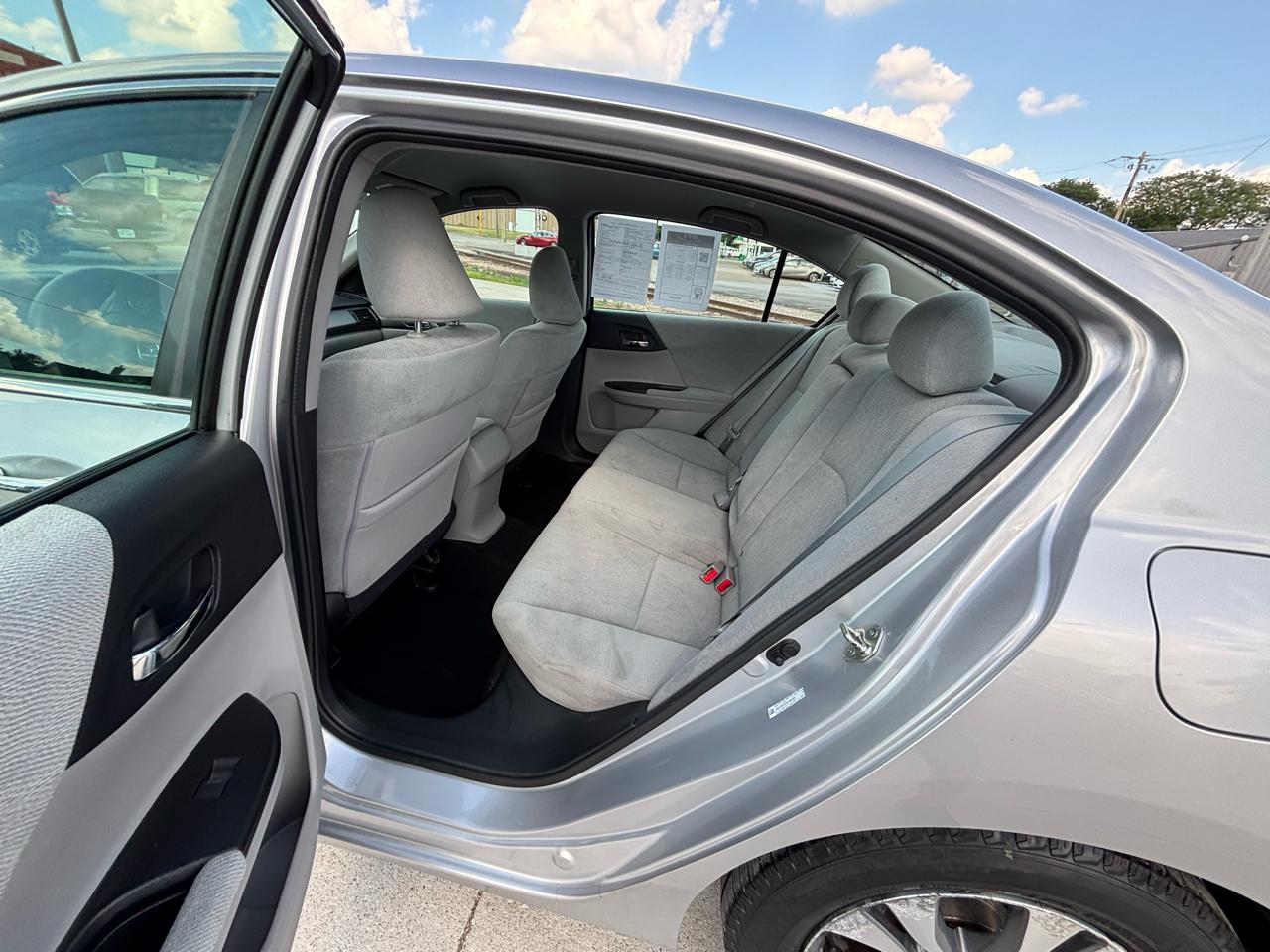 Honda Accord LX Sedan CVT 2013