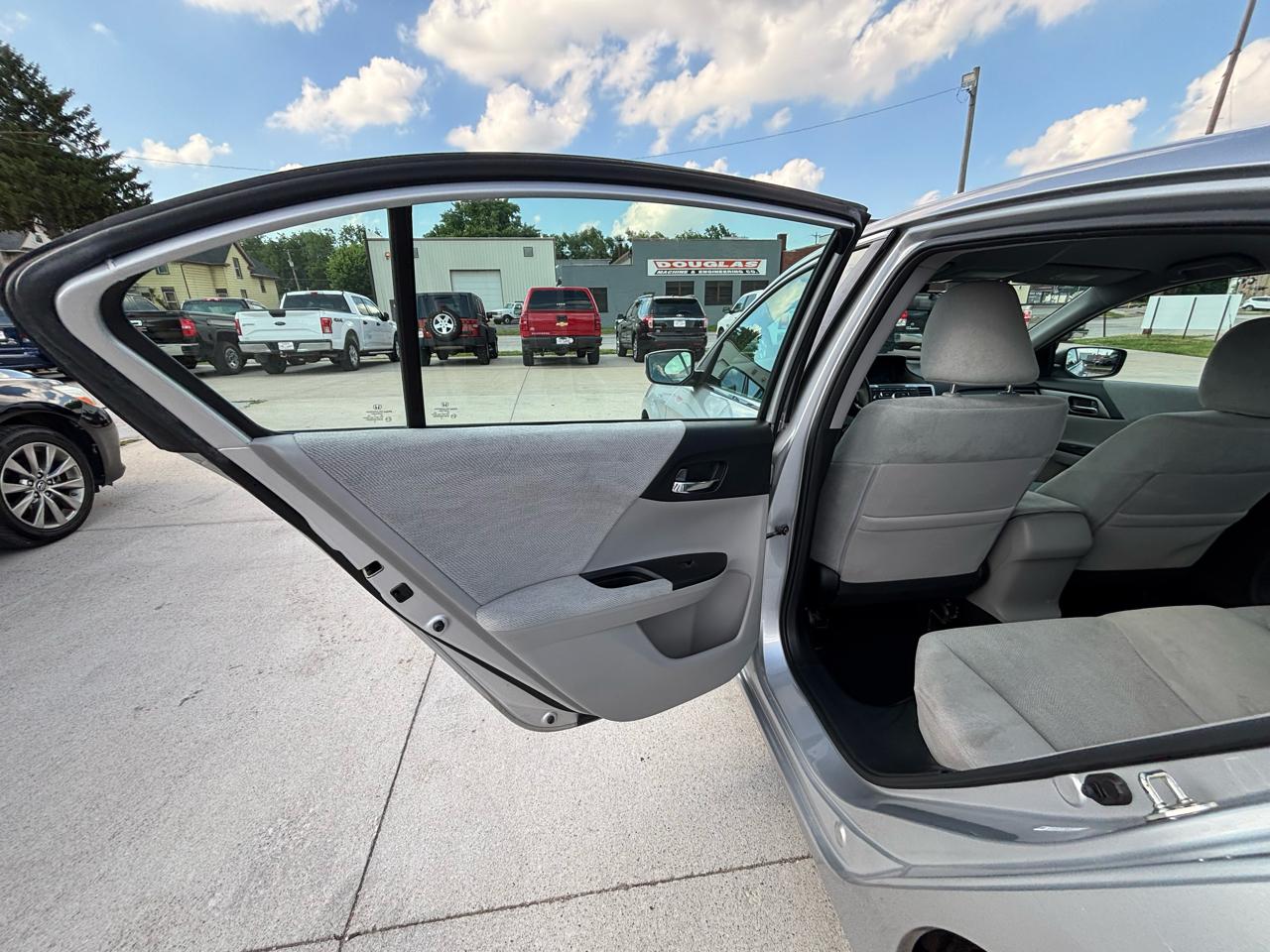 Honda Accord LX Sedan CVT 2013