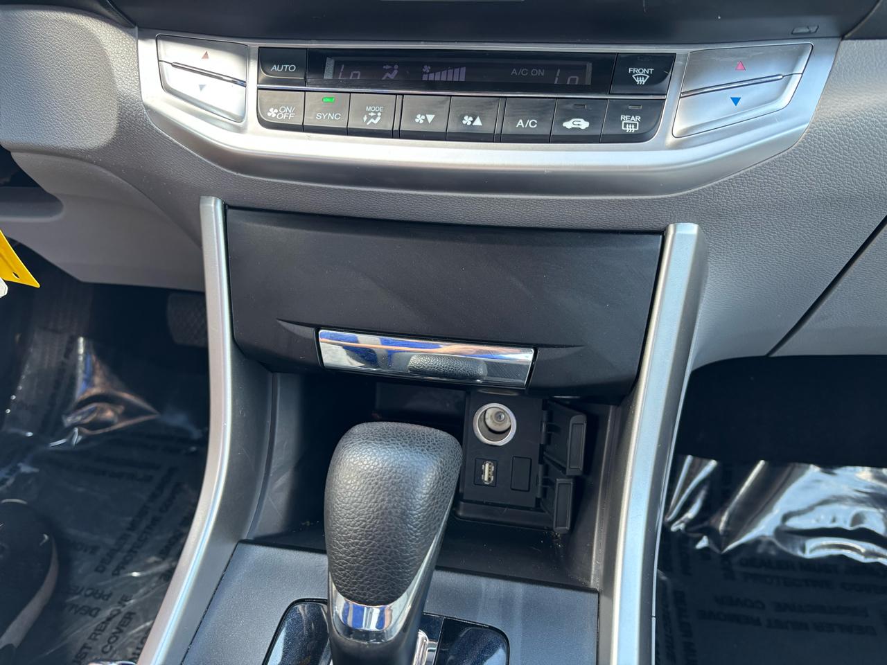 Honda Accord LX Sedan CVT 2013
