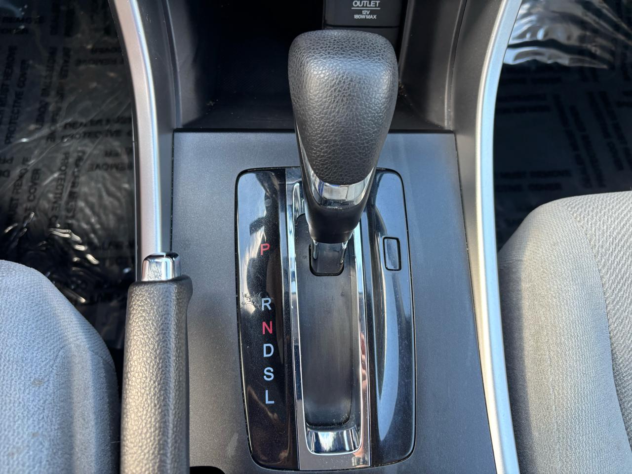 Honda Accord LX Sedan CVT 2013