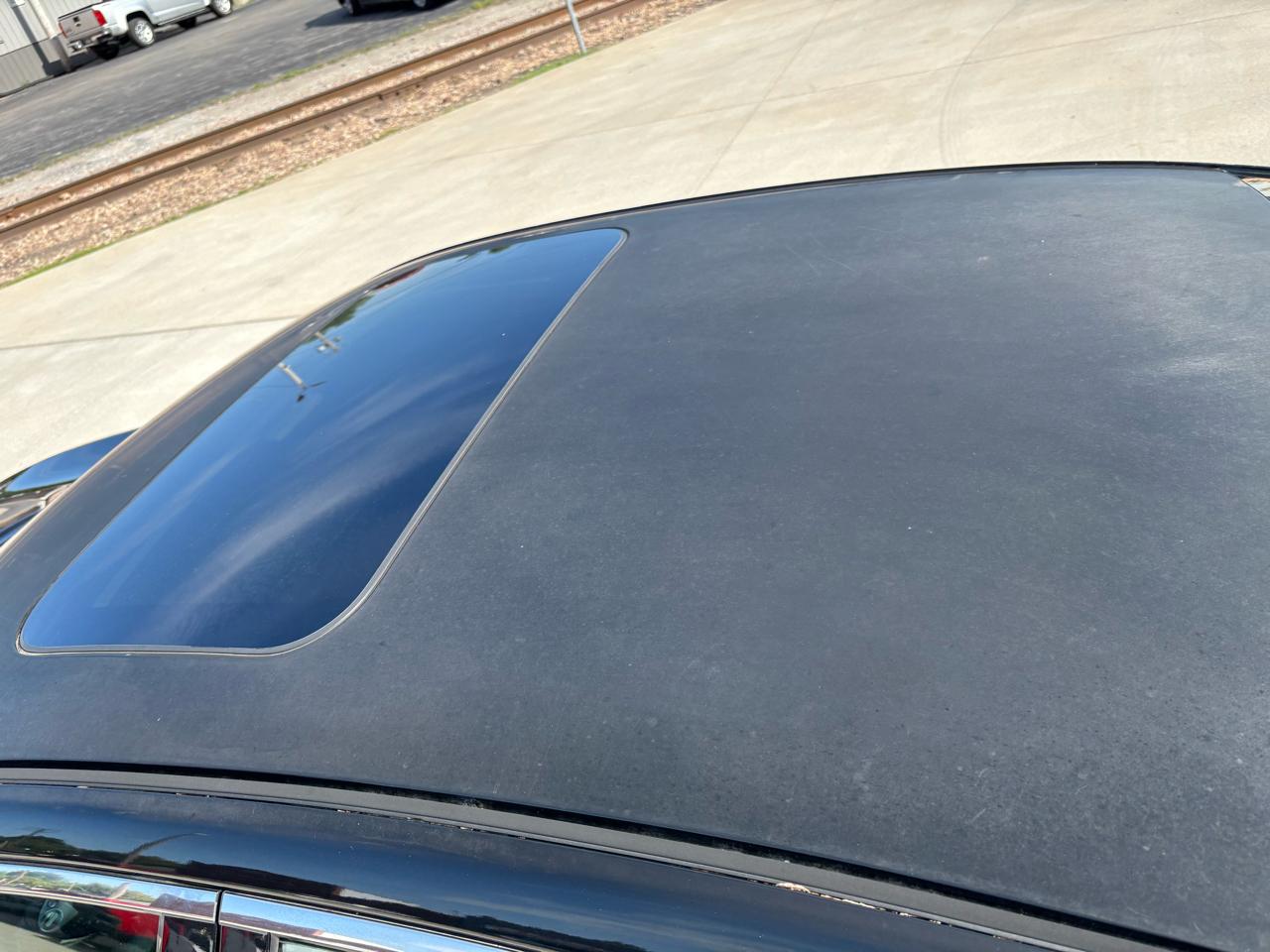 Nissan Maxima S 2010
