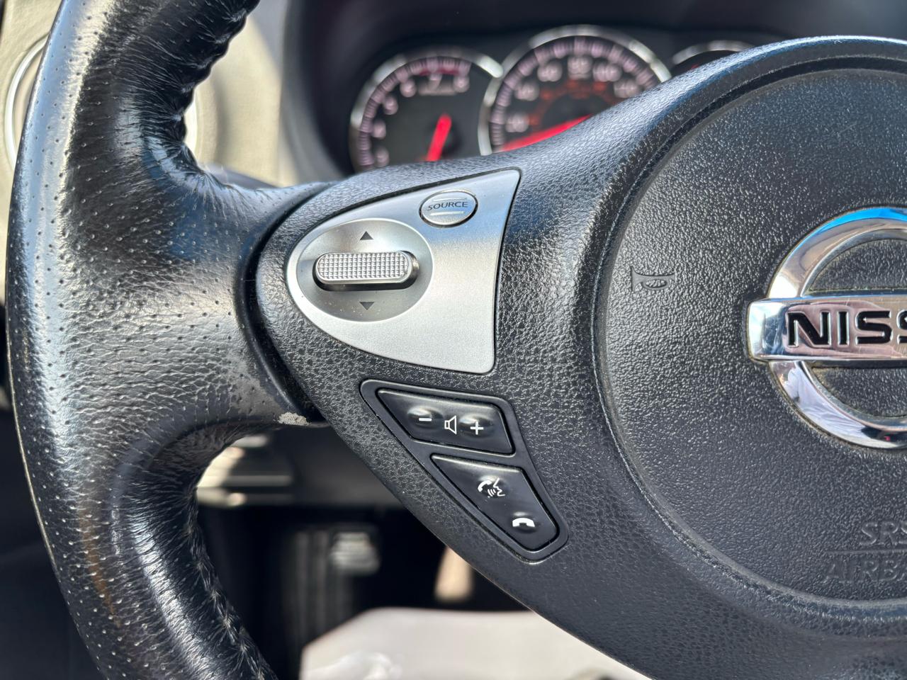 Nissan Maxima S 2010