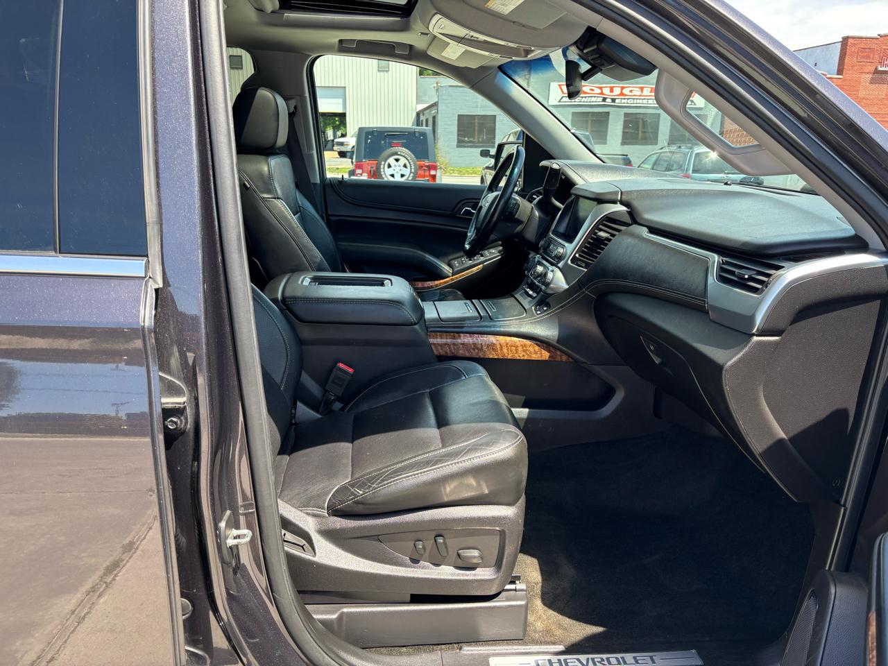 Chevrolet Suburban LTZ 4WD 2016