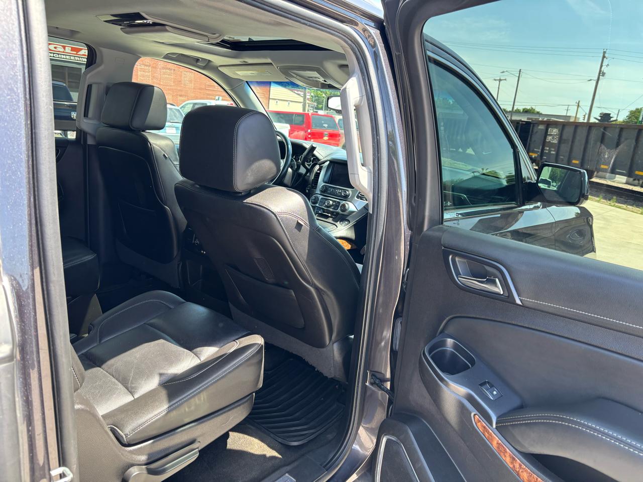 Chevrolet Suburban LTZ 4WD 2016