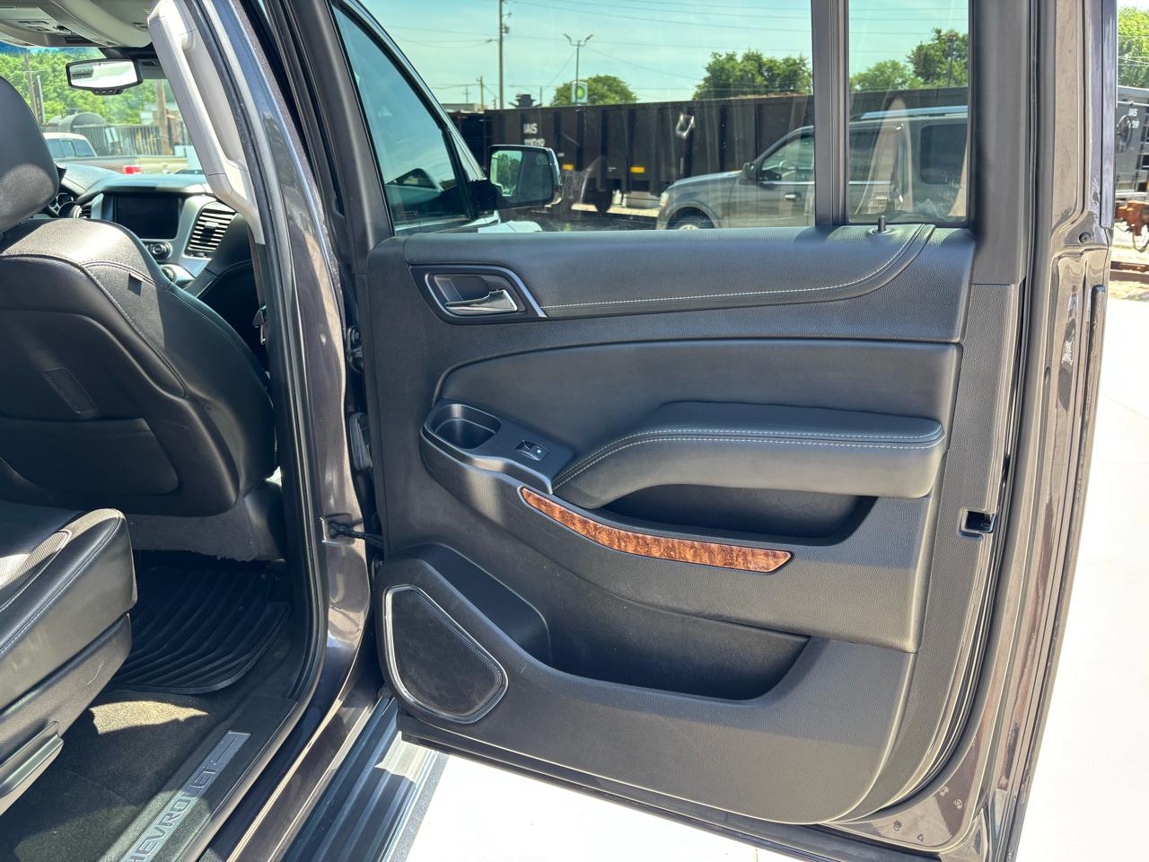 Chevrolet Suburban LTZ 4WD 2016
