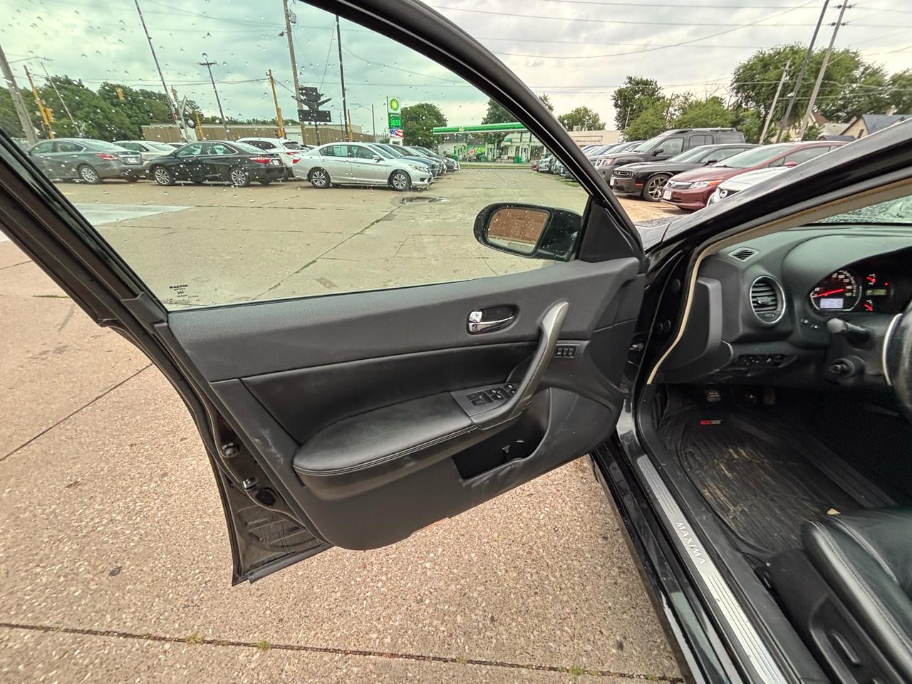 Nissan Maxima SV 2014