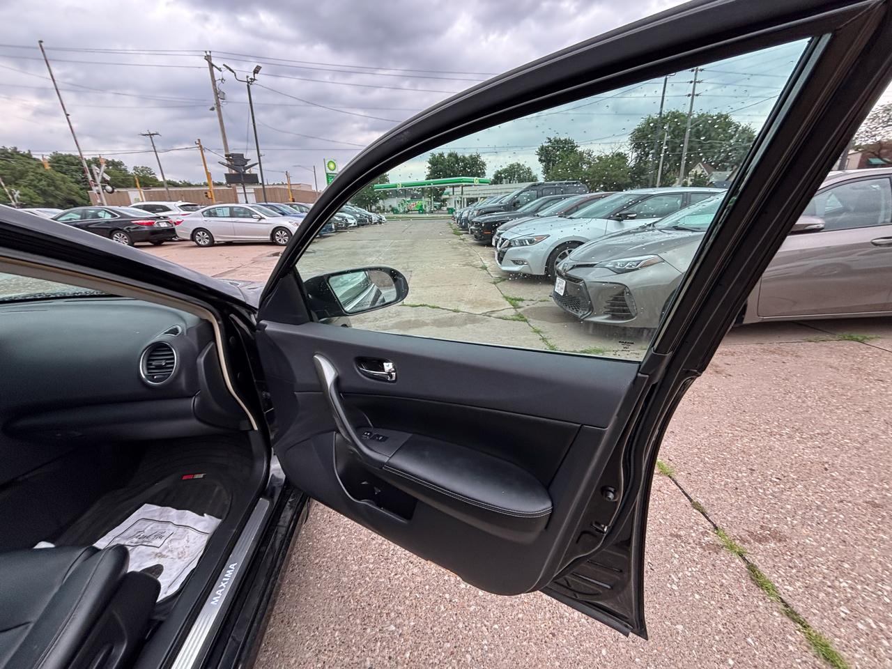 Nissan Maxima SV 2014