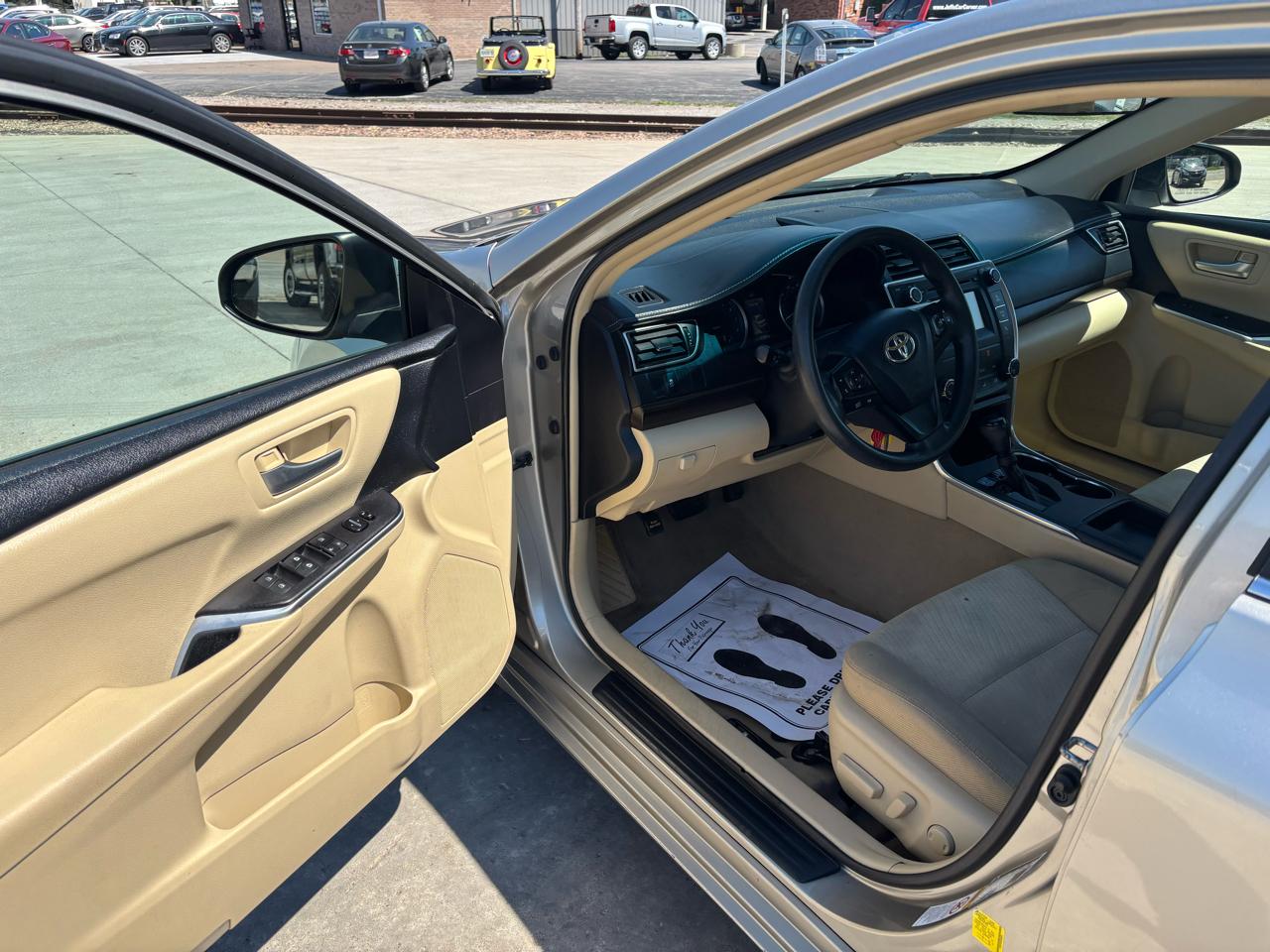 Toyota Camry LE 2016
