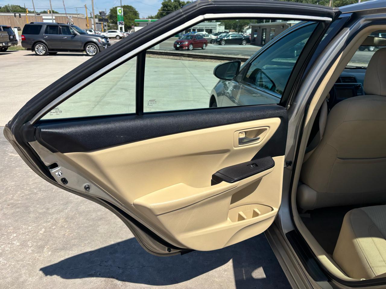 Toyota Camry LE 2016