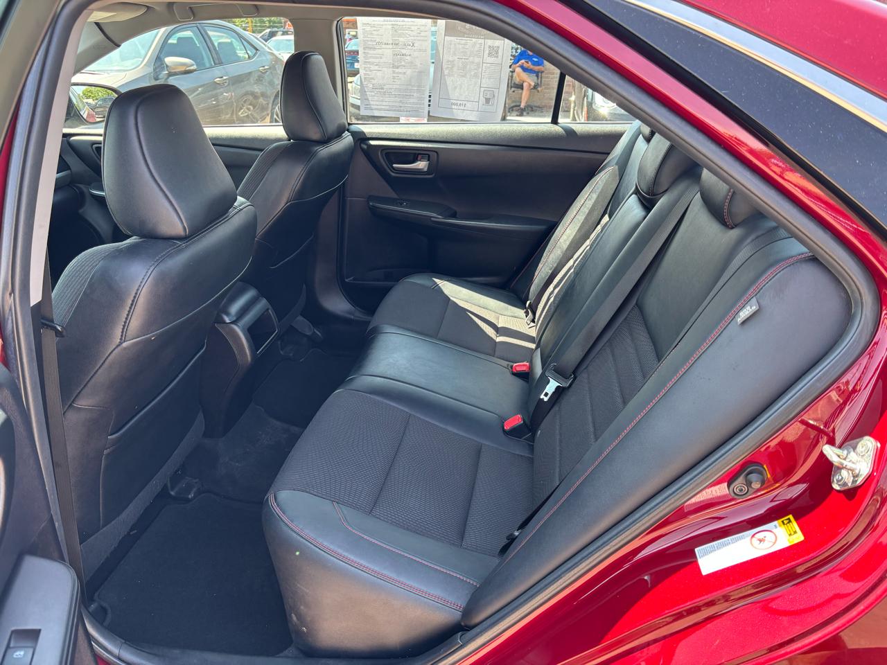 Toyota Camry SE 2016