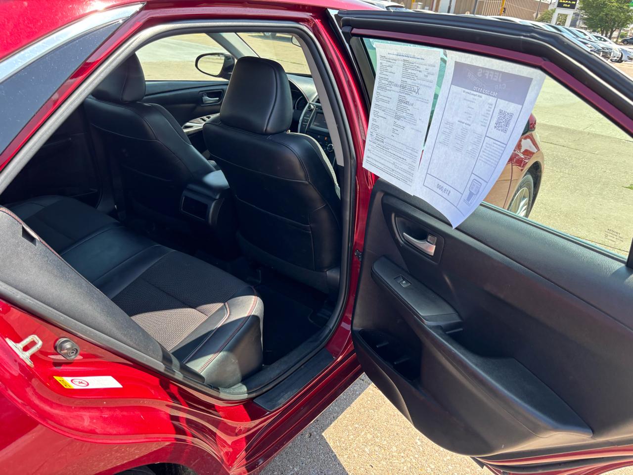 Toyota Camry SE 2016