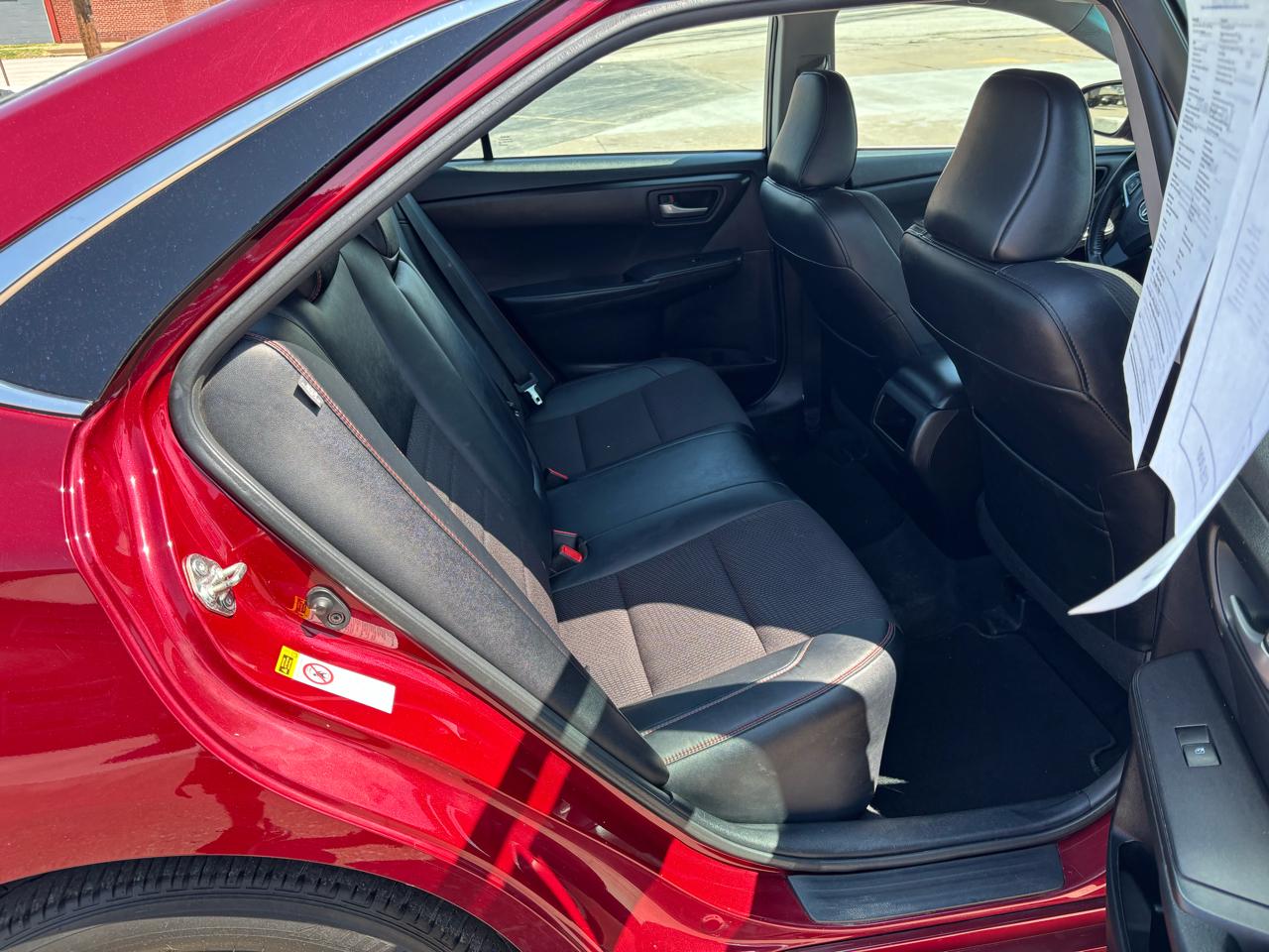 Toyota Camry SE 2016