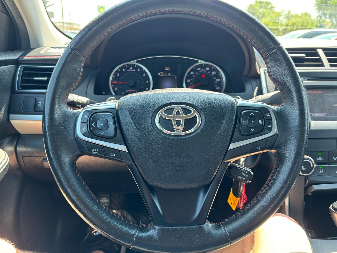 Toyota Camry SE 2016