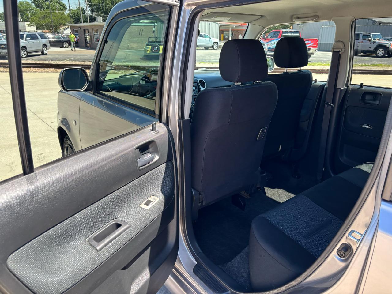 Scion xB Wagon 2006