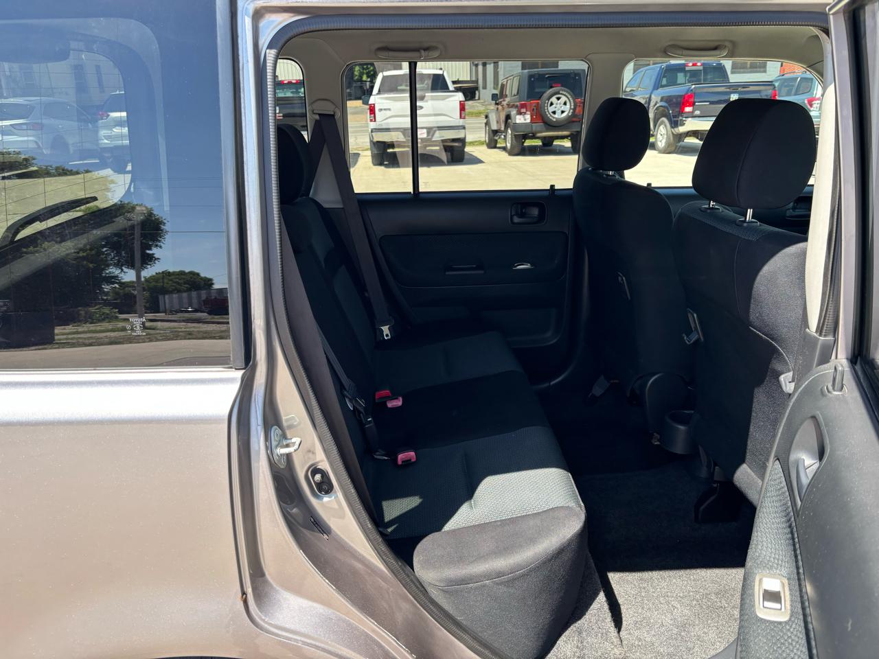 Scion xB Wagon 2006
