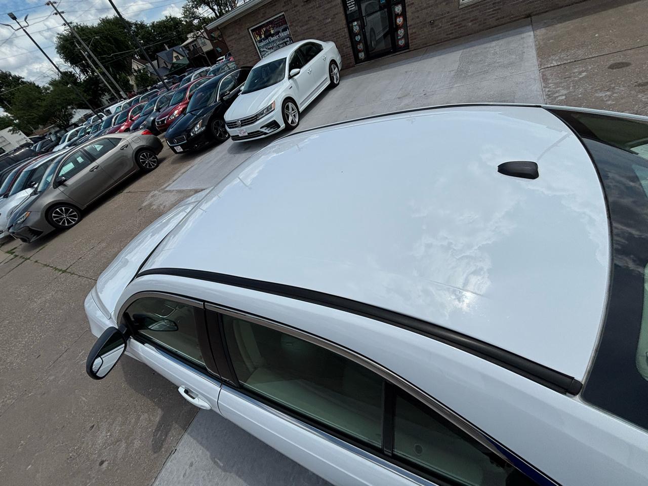 Ford Taurus SE FWD 2018